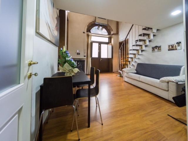 Ideal Loft In Centro Torino Exterior photo